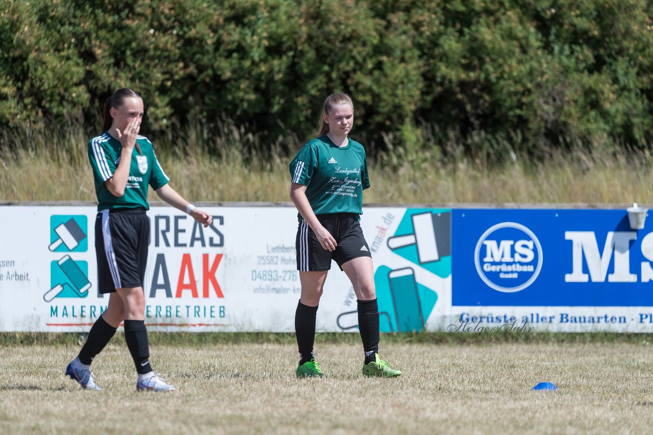 Bild 92 - wBJ TuRa Meldorf/Buesum - JFV Luebeck : Ergebnis: 1:0